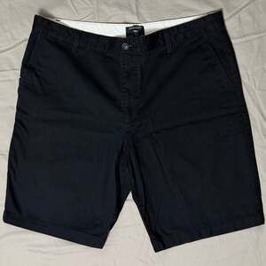 Dockers Chino shorts men’s 38 inseam 10”flat front , black Excellent Condition!